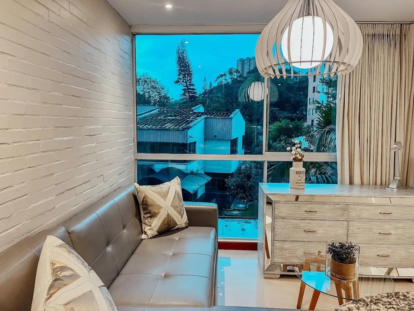아파트 Luxury 1 Bedroom With Pool & Gym Close Provenza 메딜린 콜롬비아